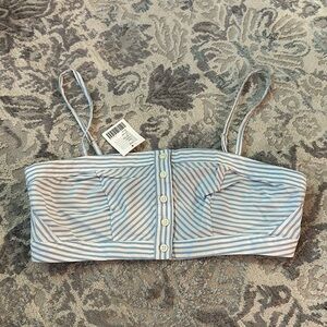 NWT silence + noise crop top